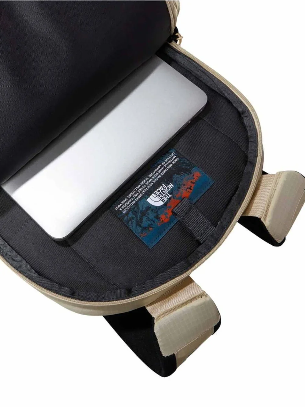 The North Face Borealis 16